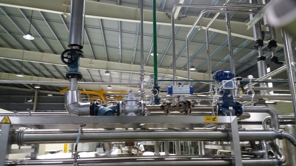 Lắp đường ống hơi nước nóng Steam - Cơ Khí Khang Nguyên - Công Ty TNHH Chế Tạo Cơ Khí Khang Nguyên